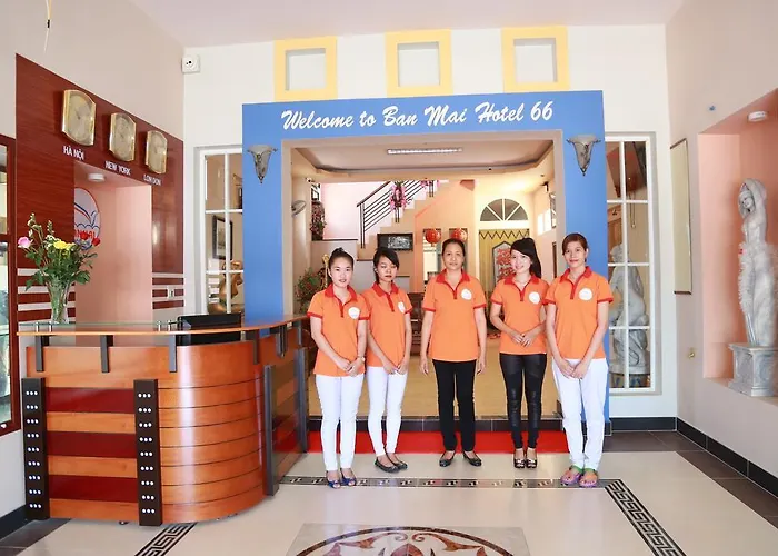 Khách sạn Ban Mai 66 *